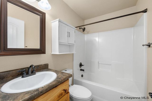 5910 OTTAWA DR, Cheyenne, WY 82009