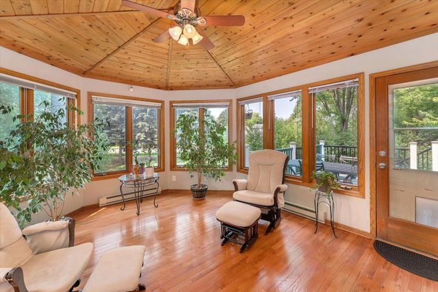 7087 Wellington Lane N, Maple Grove, MN 55369