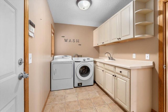 7087 Wellington Lane N, Maple Grove, MN 55369