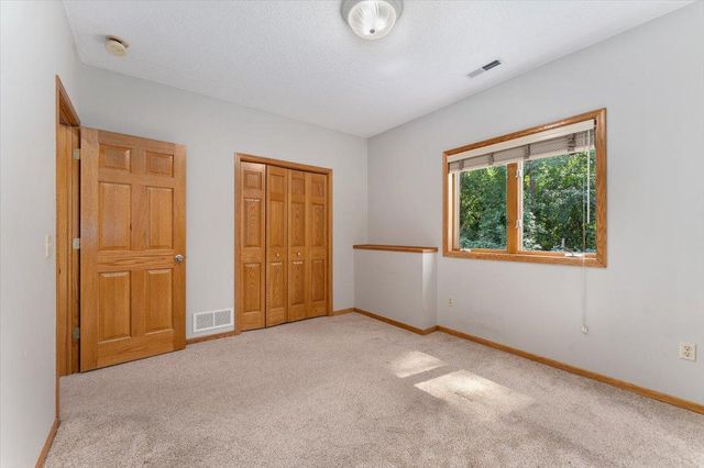 7087 Wellington Lane N, Maple Grove, MN 55369
