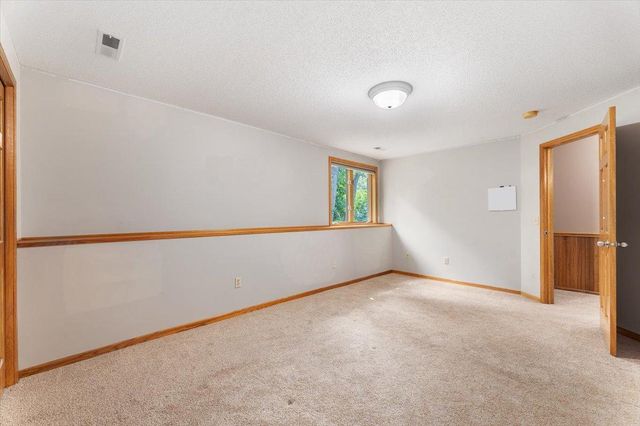 7087 Wellington Lane N, Maple Grove, MN 55369