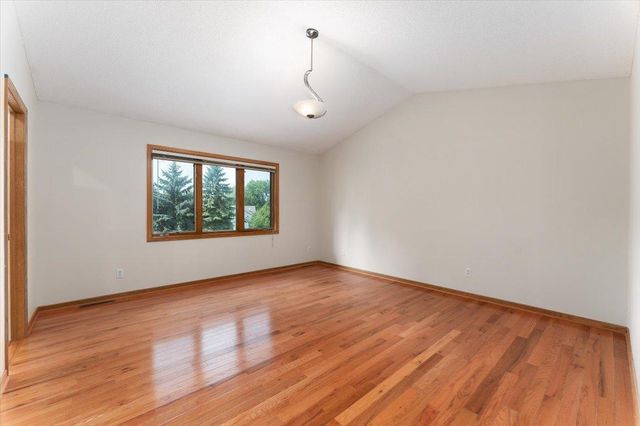 7087 Wellington Lane N, Maple Grove, MN 55369