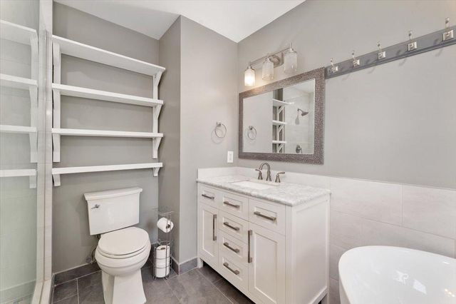 7087 Wellington Lane N, Maple Grove, MN 55369