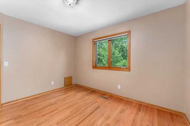 7087 Wellington Lane N, Maple Grove, MN 55369