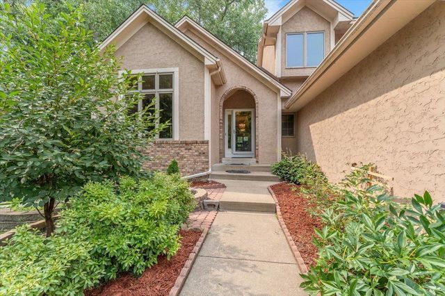 7087 Wellington Lane N, Maple Grove, MN 55369