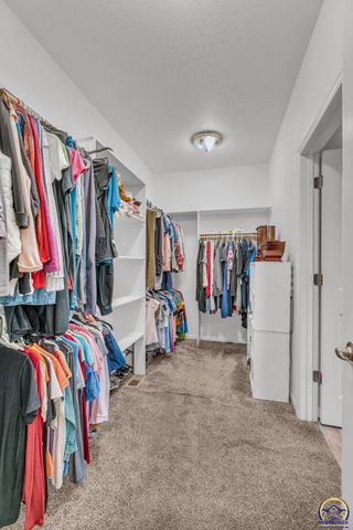 3228 SE Blazing Star DR, Topeka, KS 66609