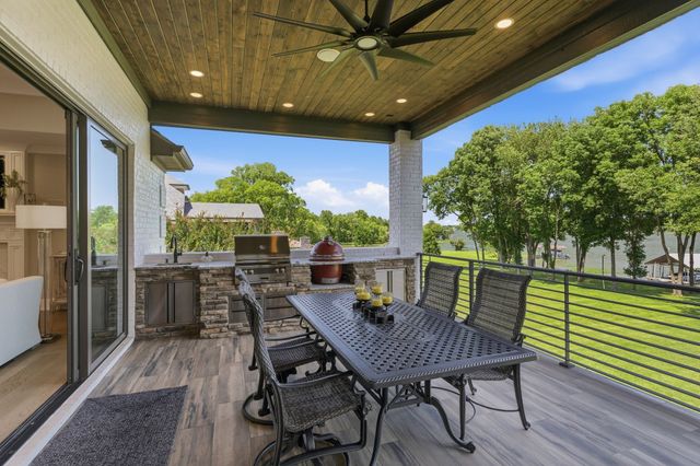 1167 Windsor Dr, Gallatin, TN 37066