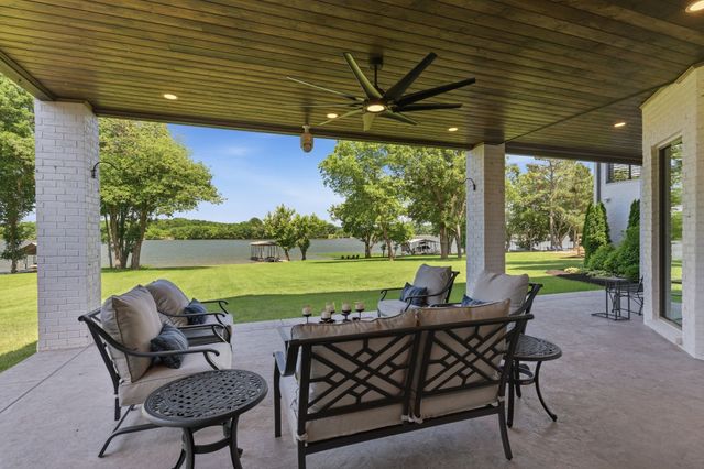 1167 Windsor Dr, Gallatin, TN 37066