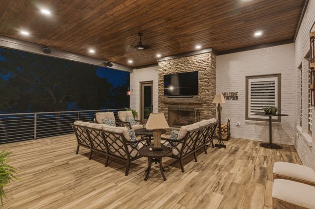 1167 Windsor Dr, Gallatin, TN 37066