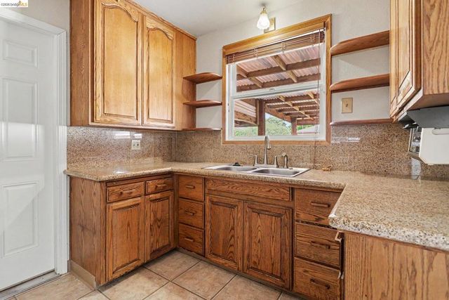 249 Madison Avenue, Bay Point, CA 94565