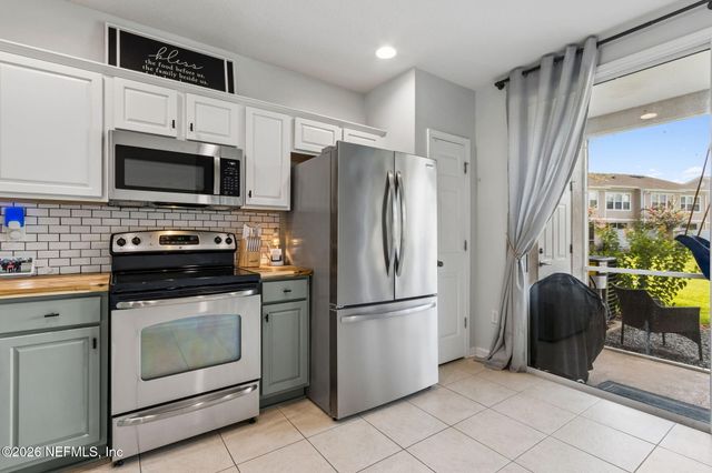 6618 ARCHING BRANCH Circle, Jacksonville, FL 32258