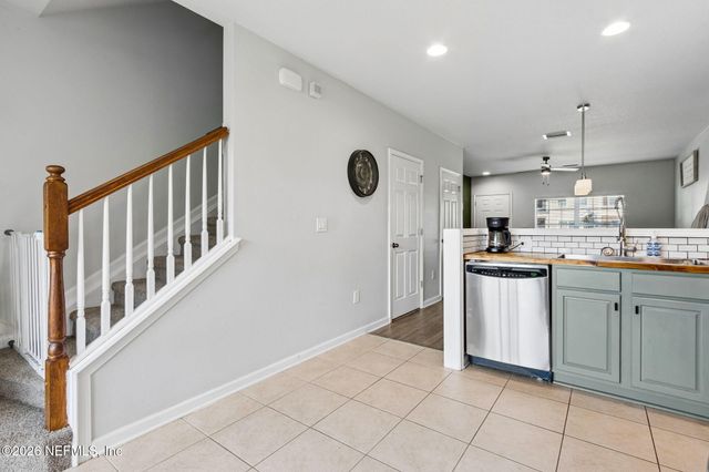6618 ARCHING BRANCH Circle, Jacksonville, FL 32258