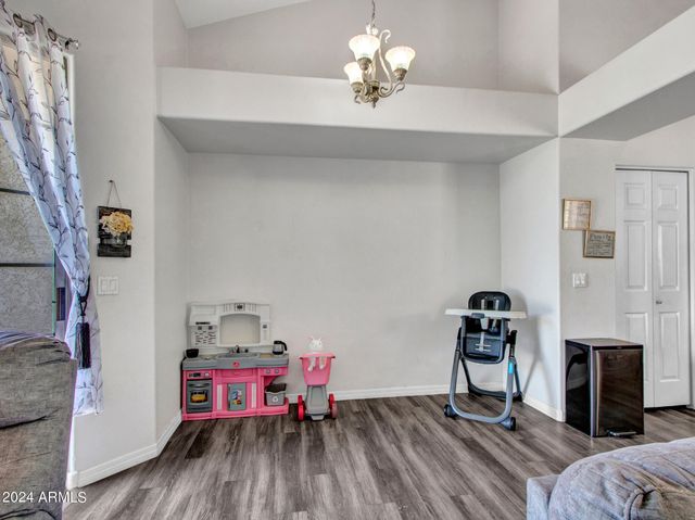 2801 N LITCHFIELD Road 60, Goodyear, AZ 85395