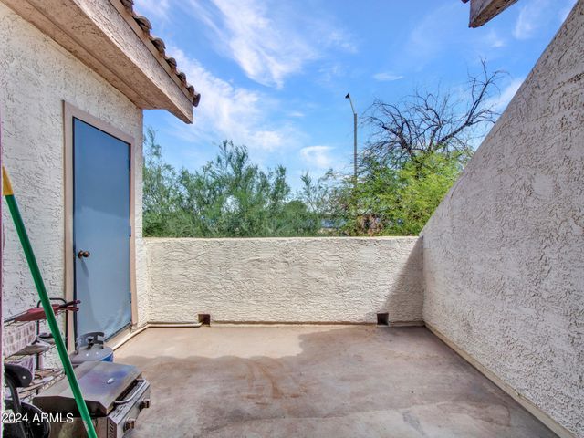 2801 N LITCHFIELD Road 60, Goodyear, AZ 85395