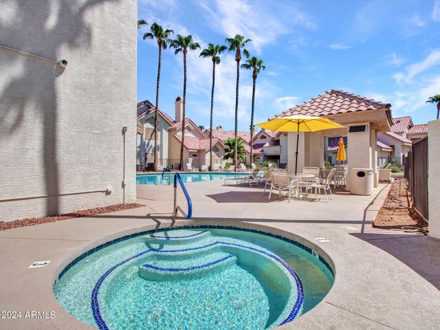 2801 N LITCHFIELD Road 60, Goodyear, AZ 85395
