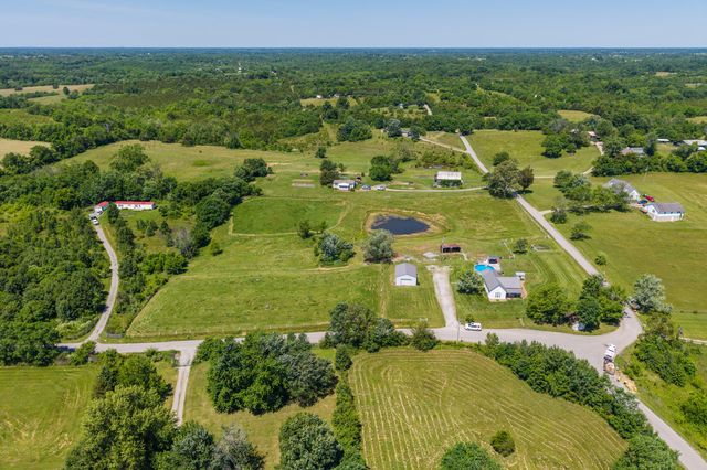 1160 Hopewell Road, Harrodsburg, KY 40330