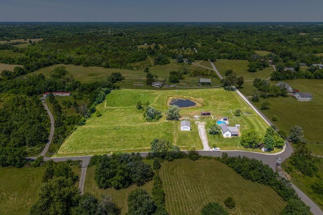 1160 Hopewell Road, Harrodsburg, KY 40330