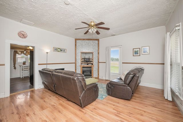 1160 Hopewell Road, Harrodsburg, KY 40330