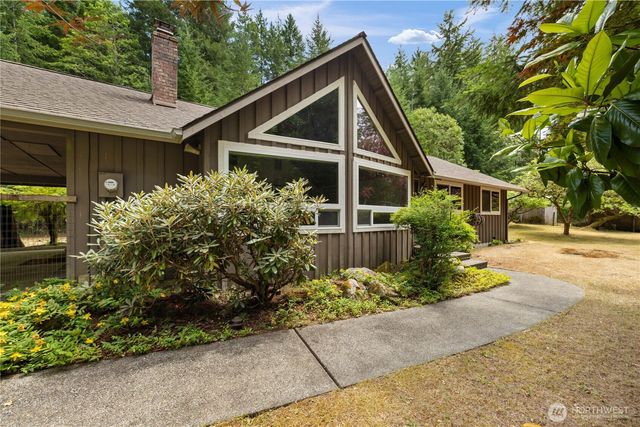8677 Glenwood Road SW, Port Orchard, WA 98367
