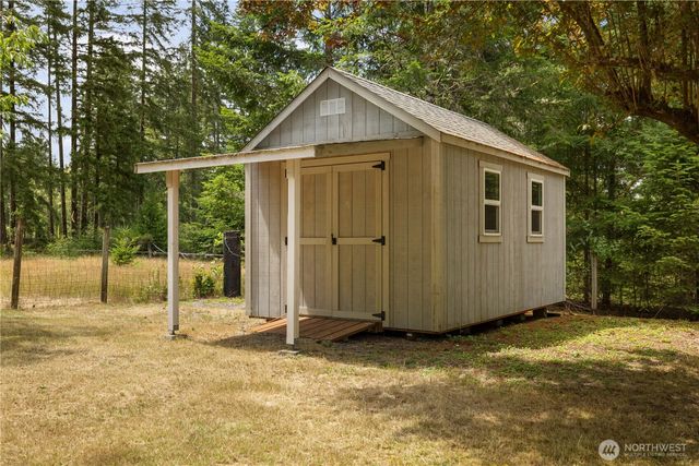 8677 Glenwood Road SW, Port Orchard, WA 98367