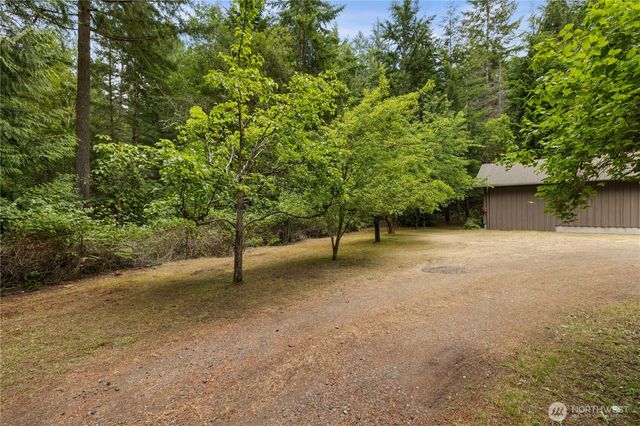 8677 Glenwood Road SW, Port Orchard, WA 98367