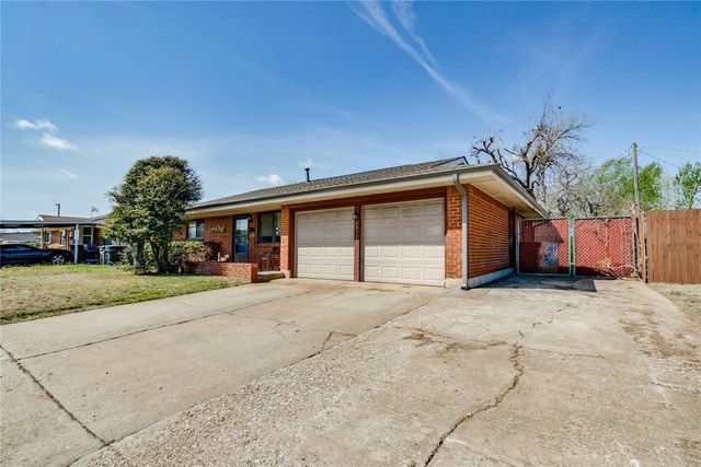 4832 Park Vista Drive, Del City, OK 73115