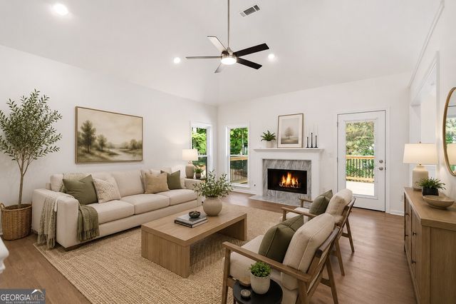 301 Oak Terrace, Alpharetta, GA 30009