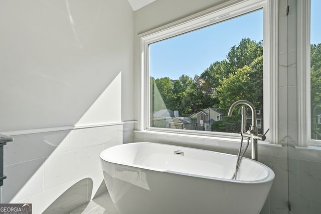 301 Oak Terrace, Alpharetta, GA 30009