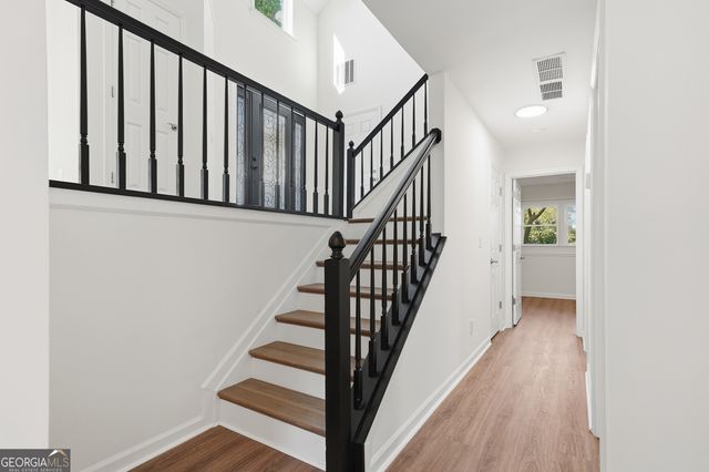 301 Oak Terrace, Alpharetta, GA 30009