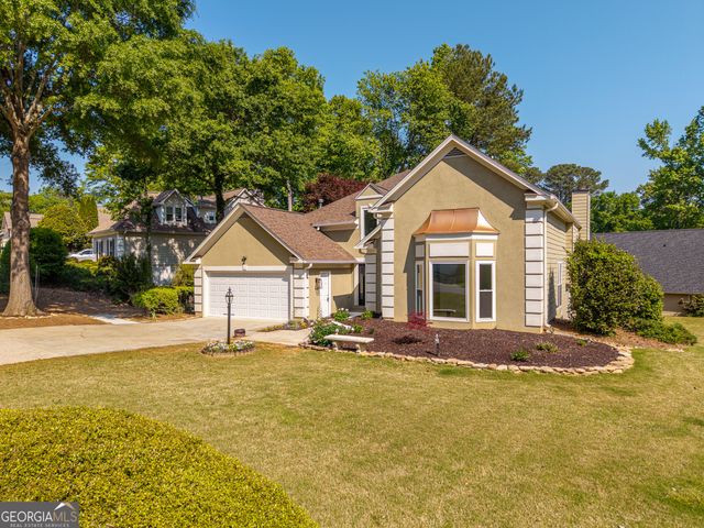 301 Oak Terrace, Alpharetta, GA 30009