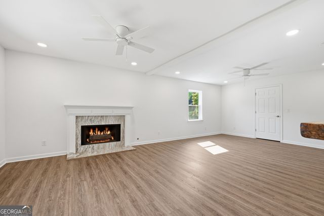 301 Oak Terrace, Alpharetta, GA 30009