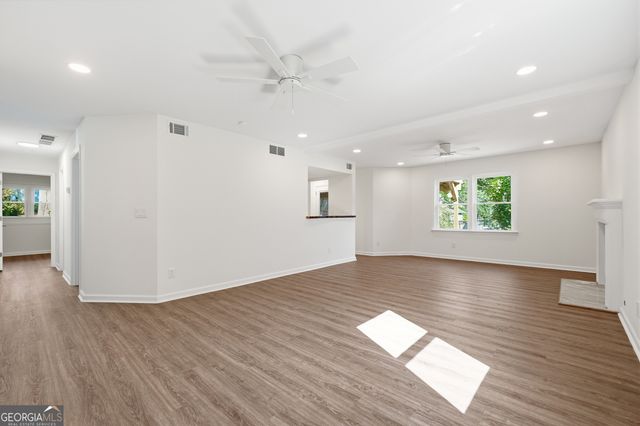 301 Oak Terrace, Alpharetta, GA 30009