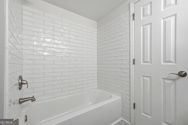 301 Oak Terrace, Alpharetta, GA 30009