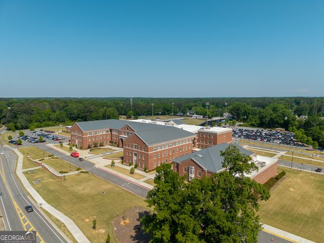 301 Oak Terrace, Alpharetta, GA 30009