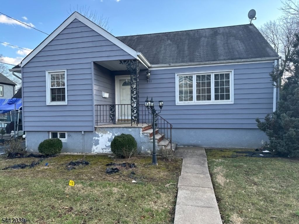 311 W 3Rd Ave, Roselle Boro, NJ 07203