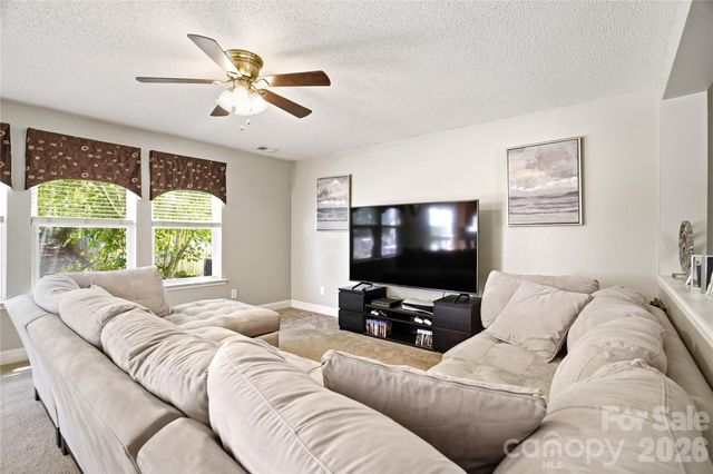 13310 Pontchatrain Avenue, Charlotte, NC 28273