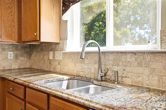 13310 Pontchatrain Avenue, Charlotte, NC 28273