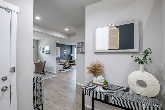 2933 Cassius Street NE, Lacey, WA 98516
