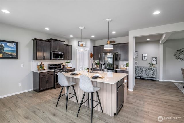 2933 Cassius Street NE, Lacey, WA 98516