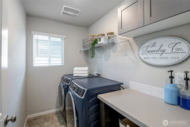 2933 Cassius Street NE, Lacey, WA 98516