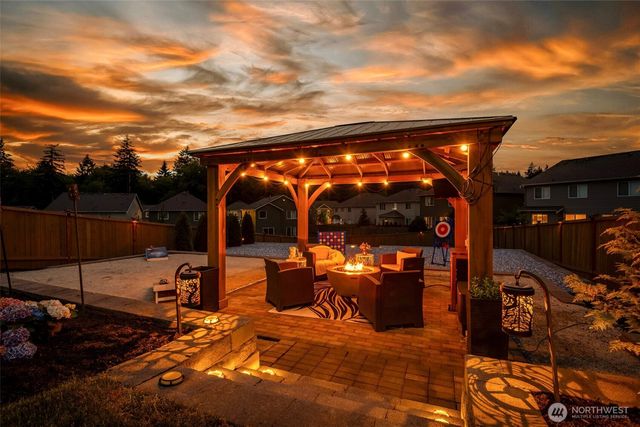 2933 Cassius Street NE, Lacey, WA 98516