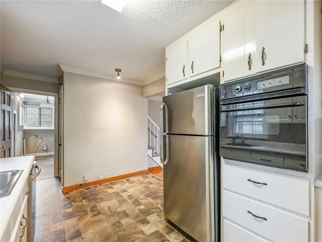 1093 Enota NE Avenue, Gainesville, GA 30501