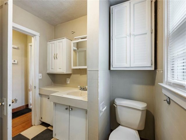 1093 Enota NE Avenue, Gainesville, GA 30501