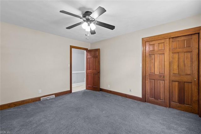6141 Knotts Creek LN, Suffolk, VA 23435