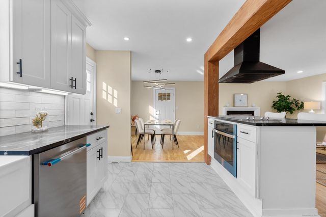 24 Evergreen Road, North Branford, CT 06472