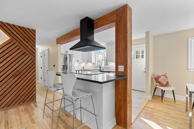 24 Evergreen Road, North Branford, CT 06472