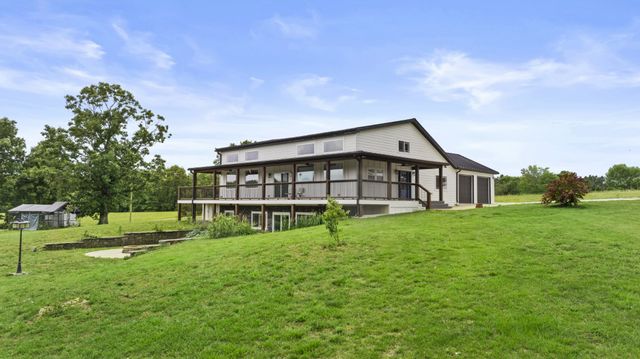 20 Zinker Rd, Lawrenceburg, TN 38464