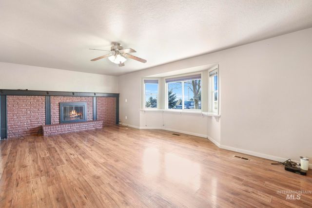 298 S 300 East, Jerome, ID 83300