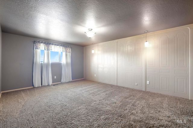 298 S 300 East, Jerome, ID 83300