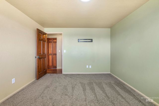 298 S 300 East, Jerome, ID 83300